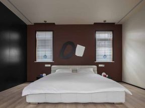 110平现代风格三居卧室装修设计图