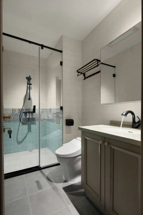 卫生间淋浴房玻璃隔断装修设计图片