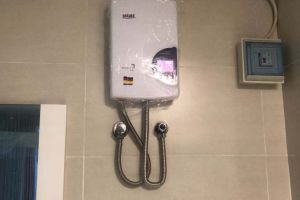 [合肥红点装饰]卫生间里用什么样的热水器好？