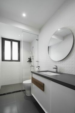 现代风格家装卫生间洗漱台设计效果图片