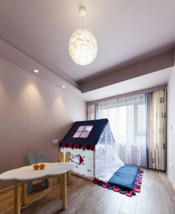 儿童房卧室浅色木地板装饰效果图