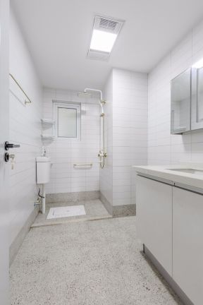 卫生间简约装修图片 卫生间简单的装修图 卫生间简单设计