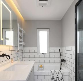 卫生间砖砌浴缸设计效果图片-每日推荐