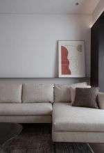 150㎡现代极简，净白的墙面，加入木质感，满屋自然轻松的体验