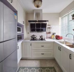 L型厨房橱柜装饰设计效果图-每日推荐