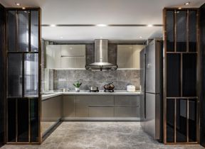L型厨房橱柜设计 家庭厨房装修效果图片