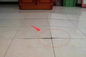 [南京红蚂蚁装饰]地板砖翘起来是什么原因，该如何进行修复