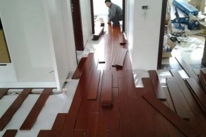 家装地板安装
