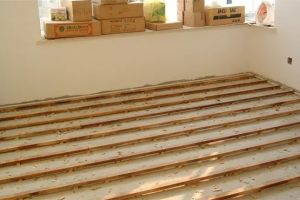 [太原阔达装饰]木地板龙骨一般用什么材料，地板龙骨的铺设方法