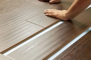 铺地板革用什么胶水