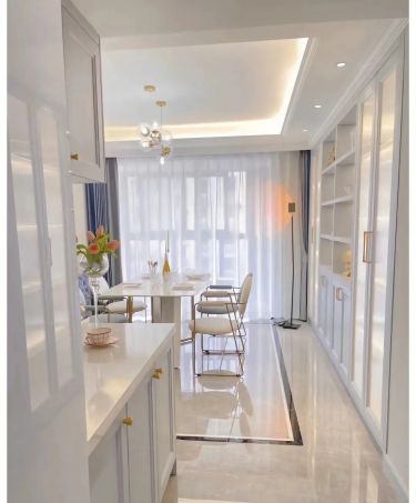太行悦泉苑120平米现代轻奢风格三居室装修案例