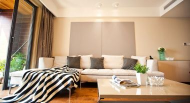 保利香槟国际现代简约风格84平米三居室装修案例