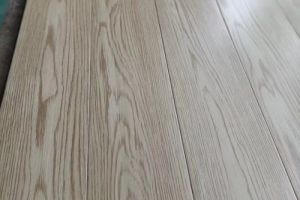 [广州月亮湾装饰]挑选实木地板的技巧有哪些