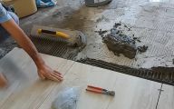 [苏技创意装饰]地面装修选瓷砖还是地板