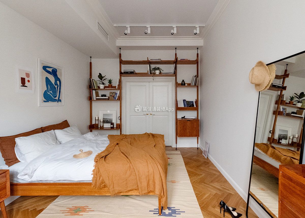个性暖色调法式小众卧室装修效果图