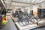 上海自行车专卖店展示大厅装潢布置效果图