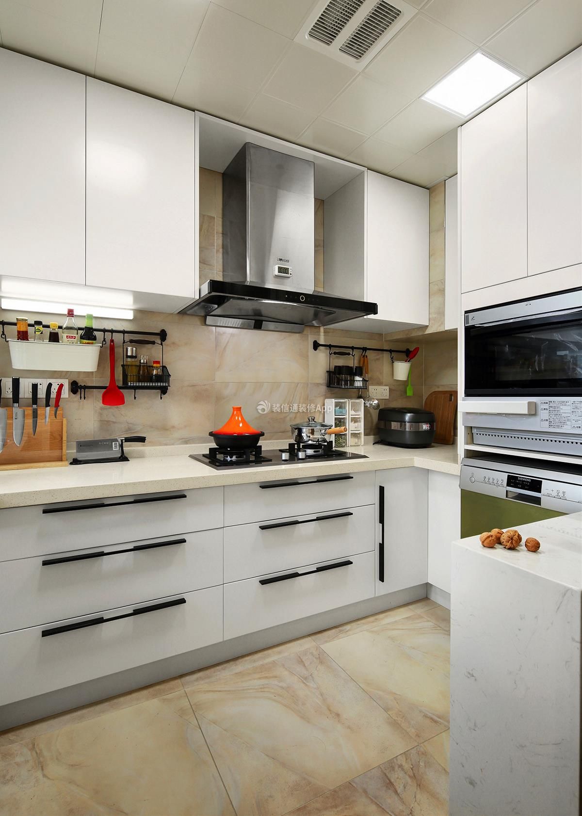 120平米住宅现代厨房装修设计效果图