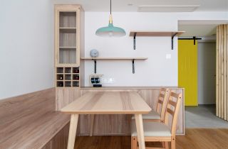 小户型现代住宅桌椅布置图片