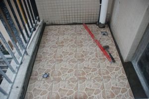 [南京新爱华装饰]阳台地漏的安装位置及安装方法