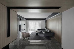 [广州美恩宁装饰]客厅装修选择瓷砖还是木地板
