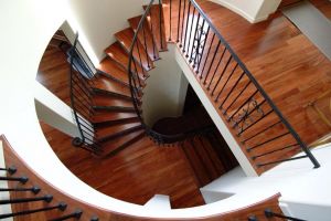 实木楼梯安装方法