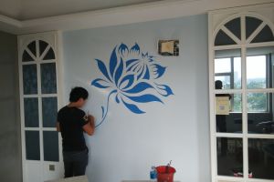 旧房翻新刷墙漆的步骤