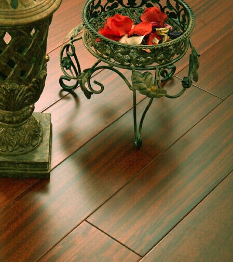 圣菲亚地板d1015实木镜面