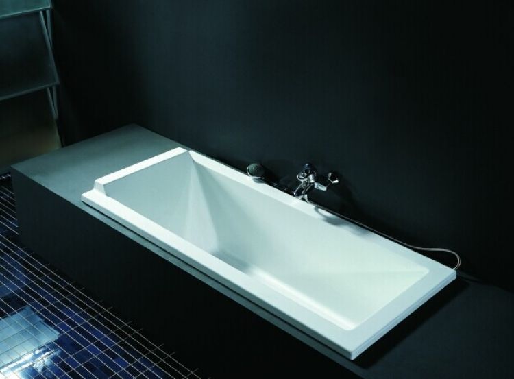 商品信息名称:阿尔伯特yb170b浴缸标签:阿尔伯特卫浴尺寸:1700×800