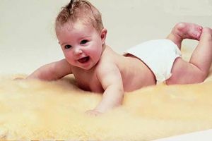 如何自制婴儿吊篮床