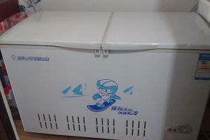 澳柯玛冰柜温度调节