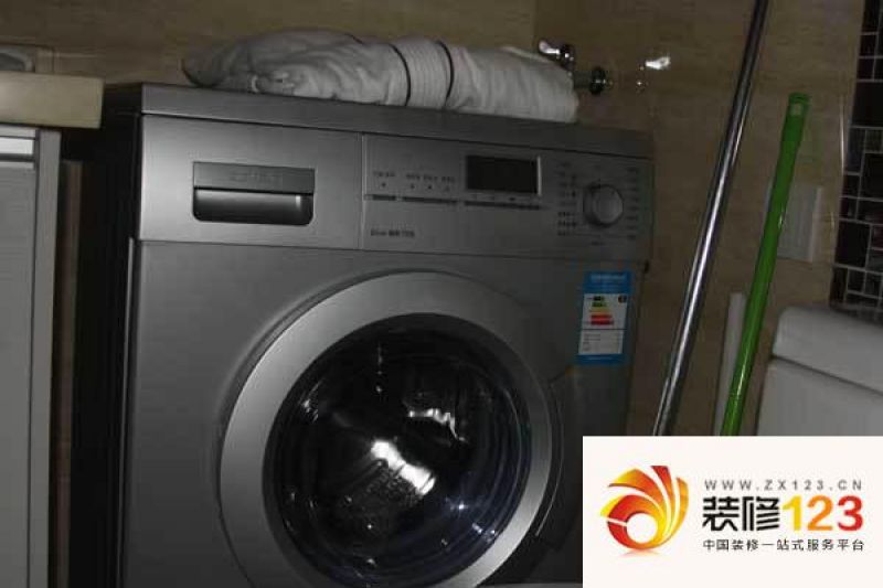 南通国际贸易中心样板间西门子洗衣机20100504