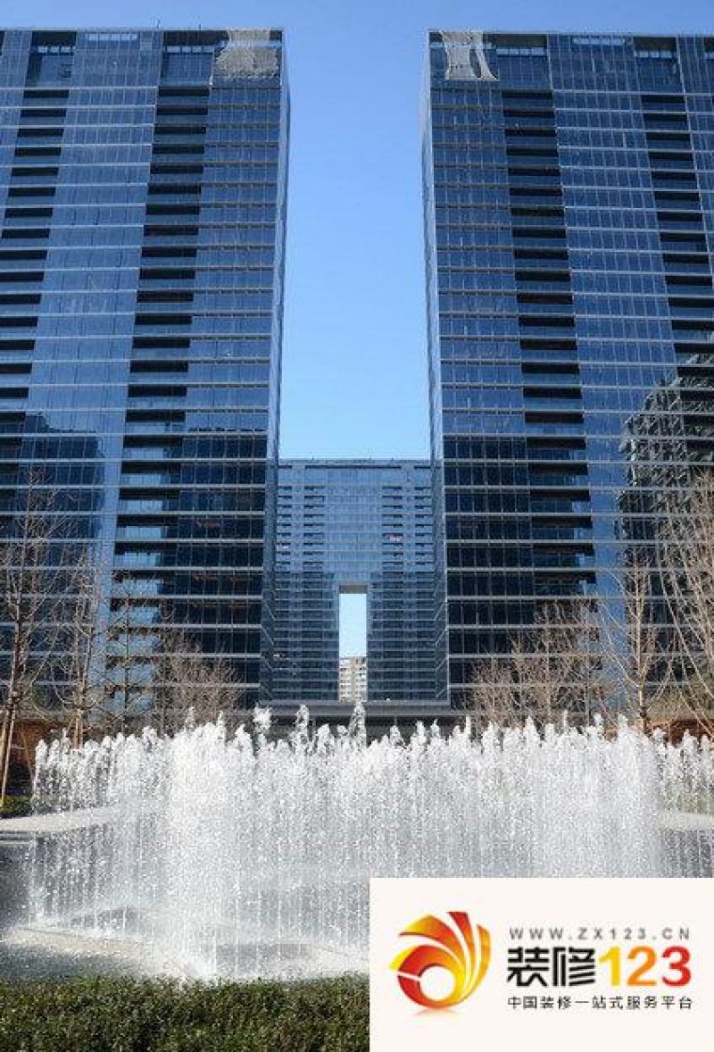 绿城蓝色钱江写字楼实景图 .