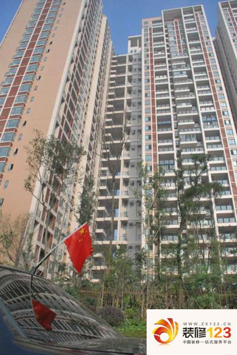 成都西西里二期公园前西西里二期公园前外景图