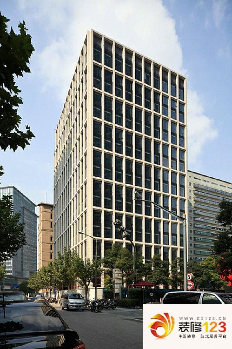 陆家嘴基金大厦外景图外景实拍图 .